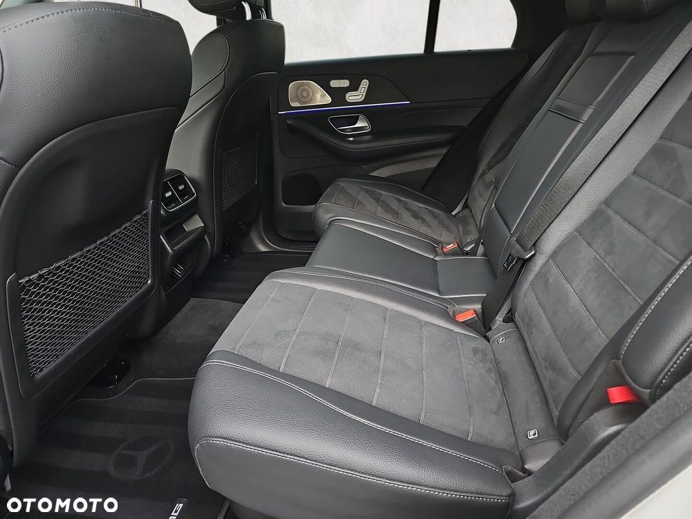 Mercedes-Benz GLE - 29