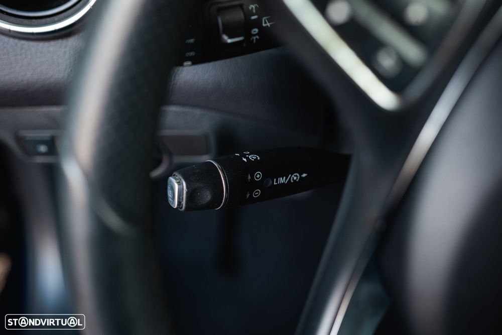 Mercedes-Benz CLA 200 Shooting Brake d Urban - 20