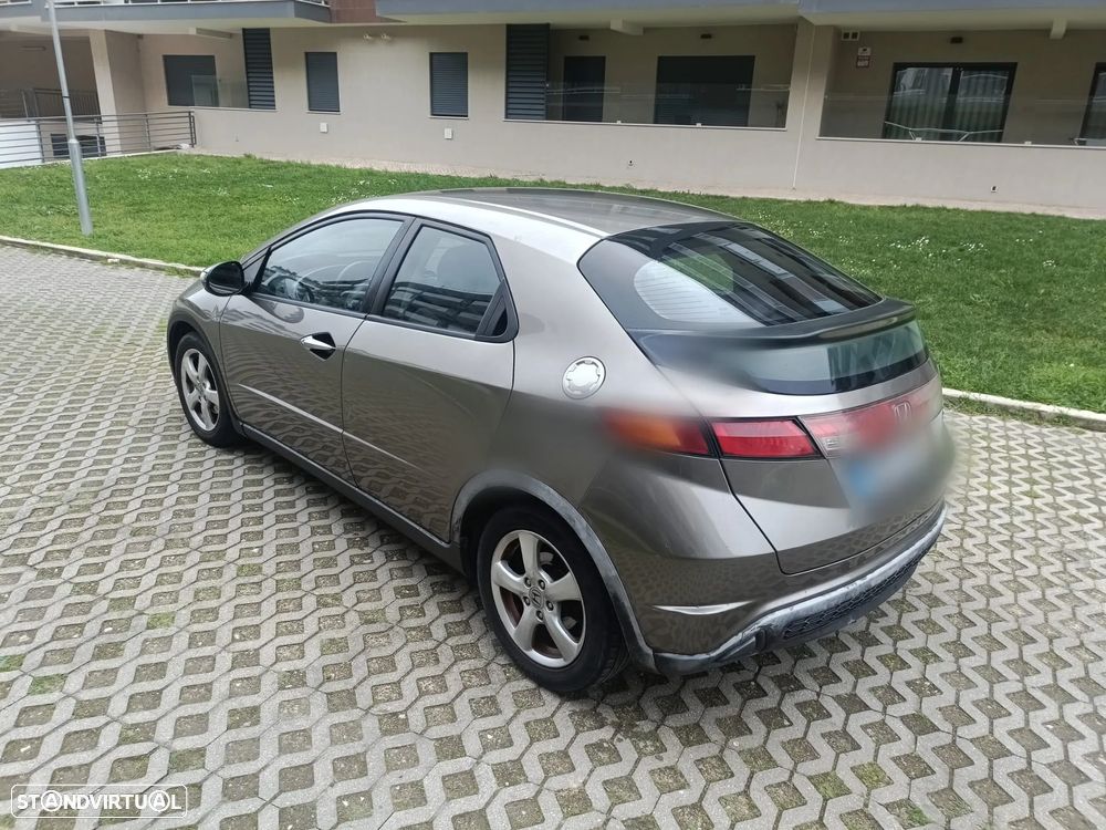 Honda Civic 1.4i-DSi - 5