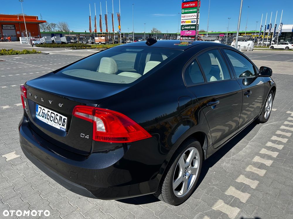 Volvo S60 D4 Kinetic - 2