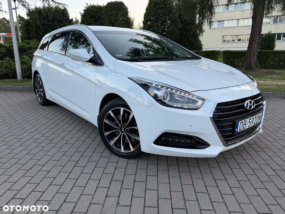 Hyundai i40 Kombi 1.7 CRDi Trend - 24