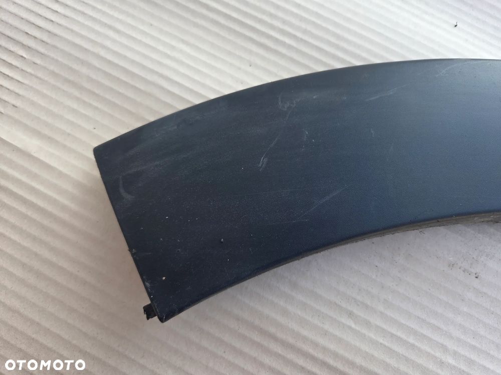 Listwa nakładka na błotnik prawy tył Citroen C3 III 9812088780 - 2