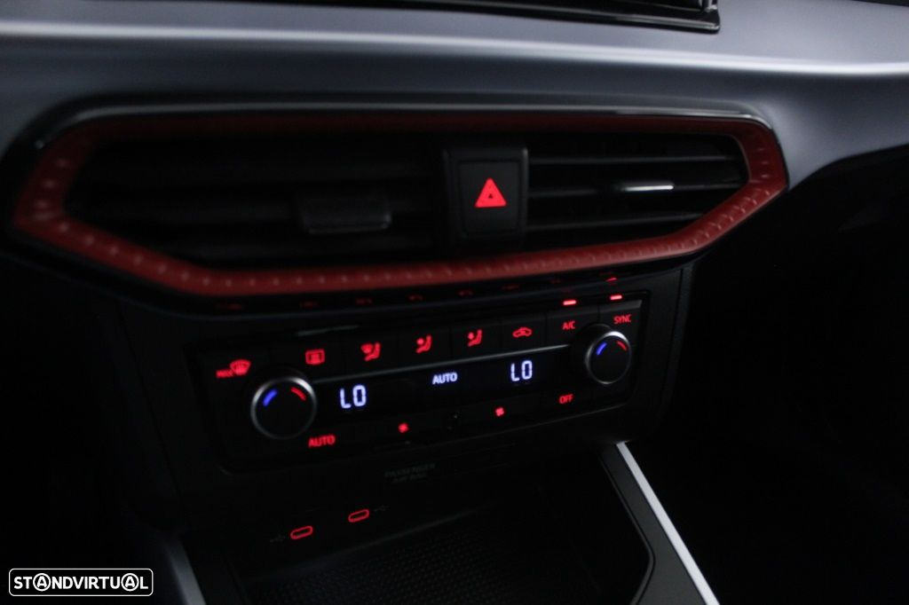 SEAT Arona 1.0 TSI FR - 28