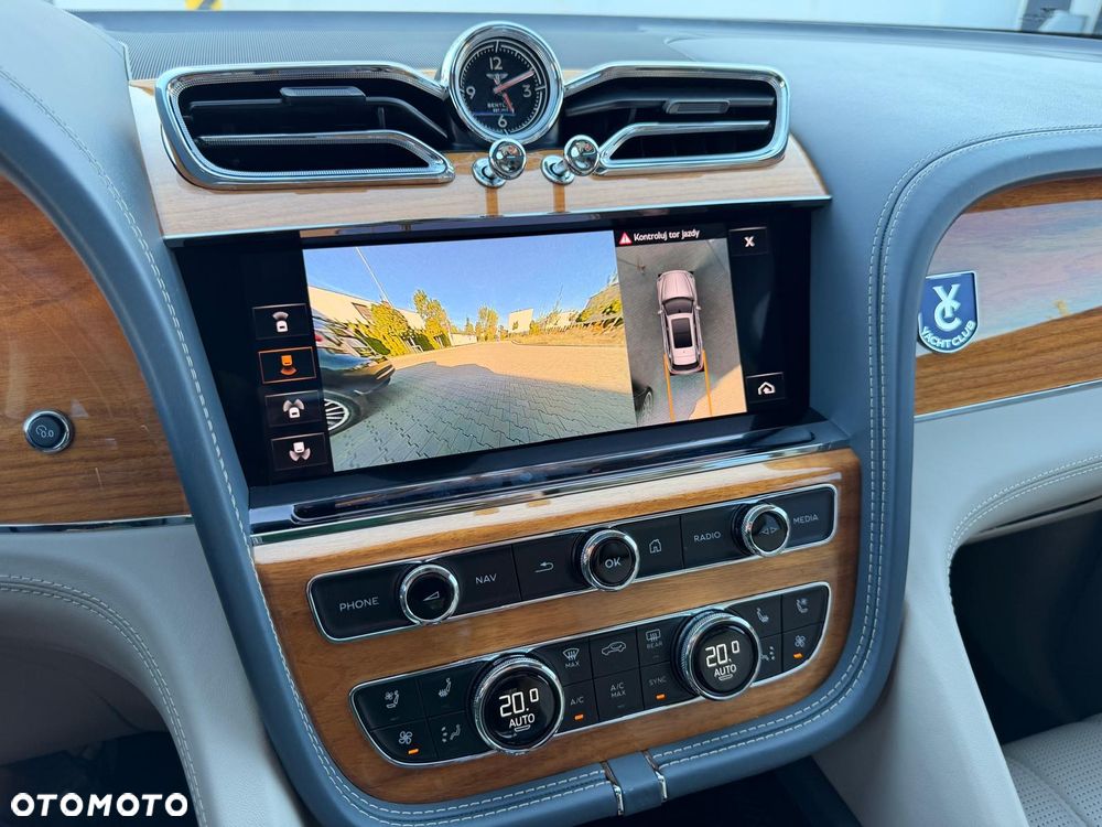 Bentley Bentayga - 28