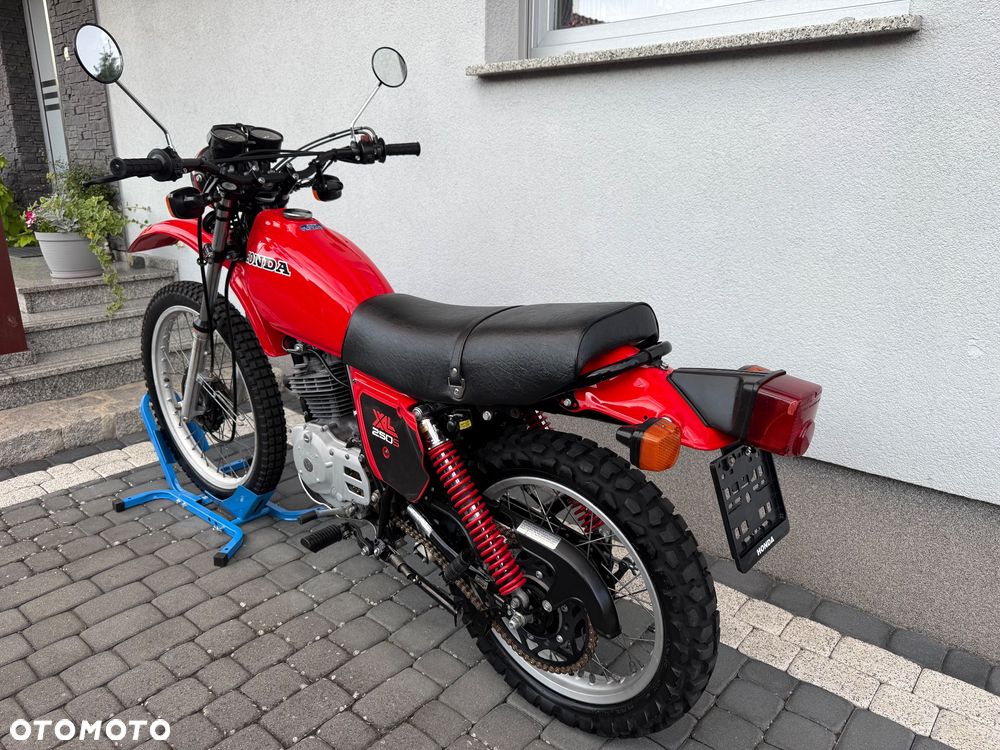Honda XL - 5