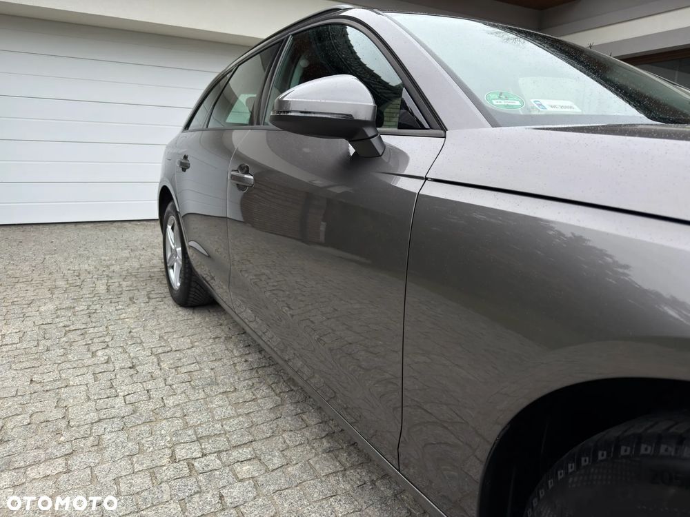 Audi A4 Avant 35 TFSI mHEV S tronic - 17