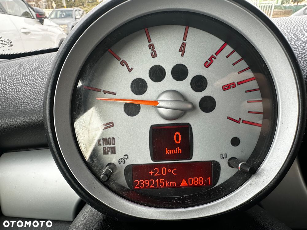 MINI Clubman Cooper D - 17