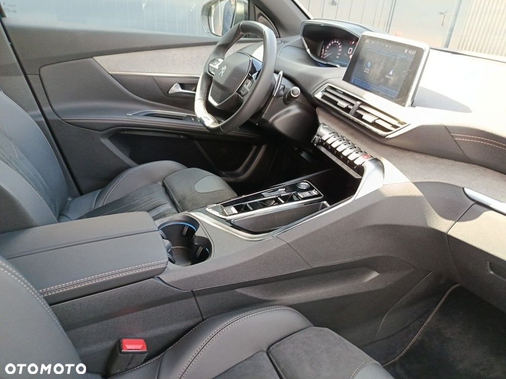 Peugeot 5008 1.5 BlueHDi GT S&S EAT8 - 28