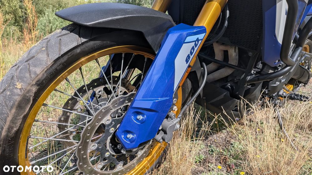Suzuki V-STROM - 17