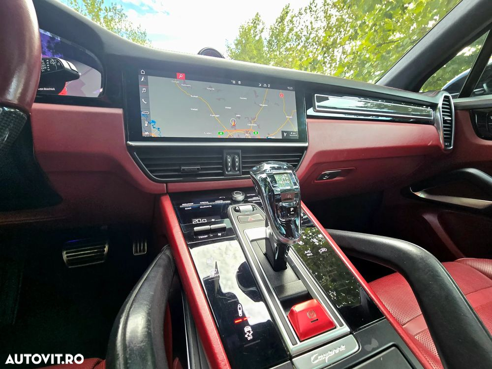 Porsche Cayenne - 10