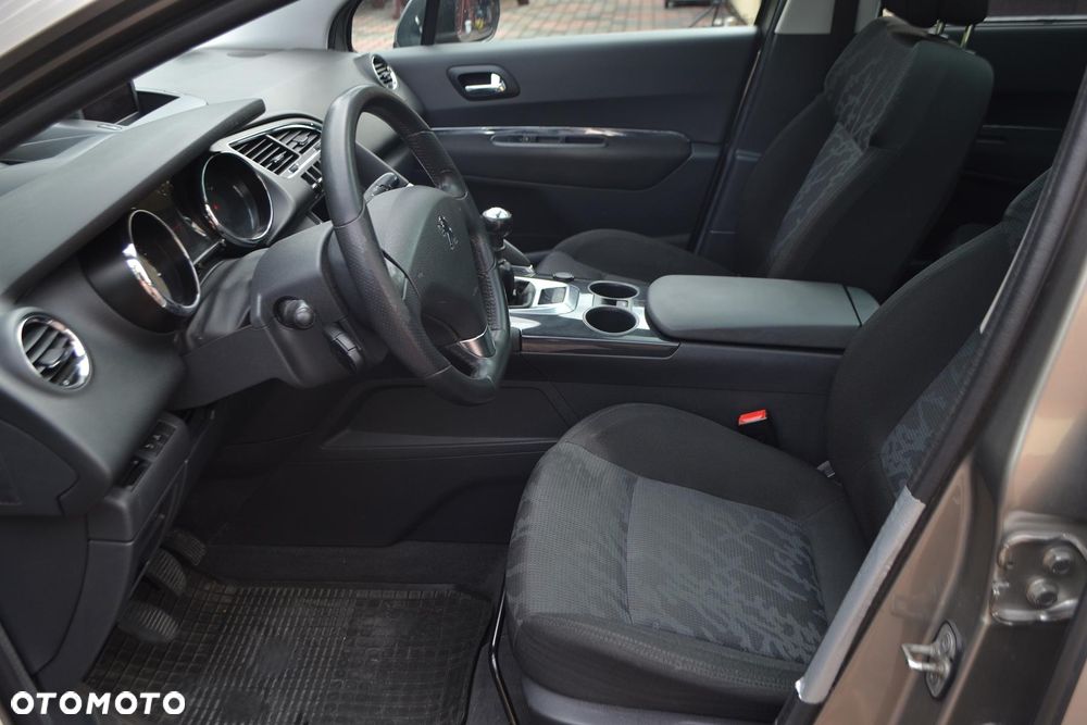 Peugeot 3008 HDi FAP 110 Premium - 20