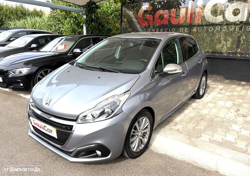 Peugeot 208 1.2 PureTech Allure - 2