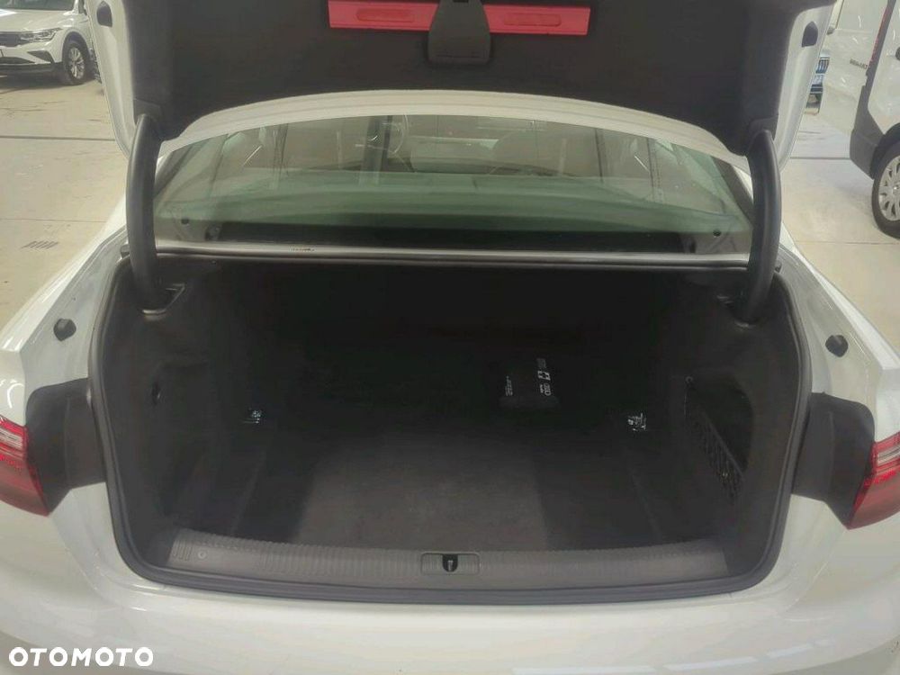 Audi A4 Limousine 35 TFSI S tronic - 6