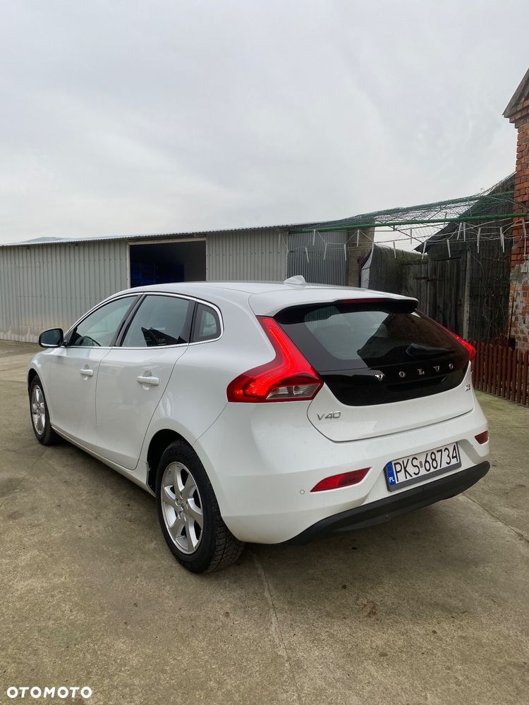 Volvo V40 D2 - 4