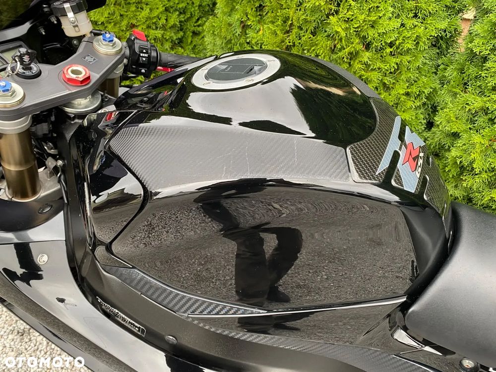 Suzuki GSX-R - 19