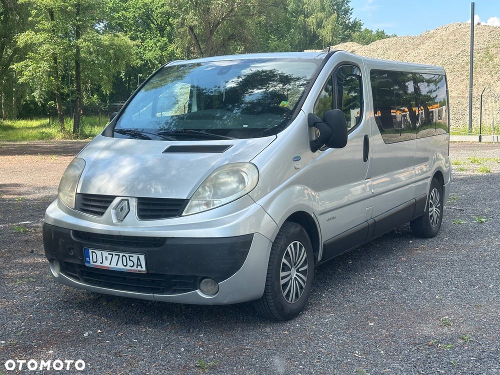 Renault Trafic - 1
