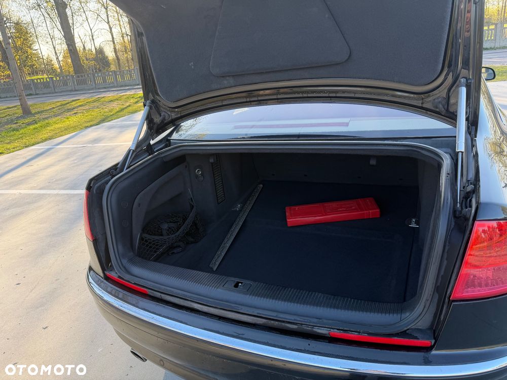 Audi A8 4.2 FSI L Quattro - 25