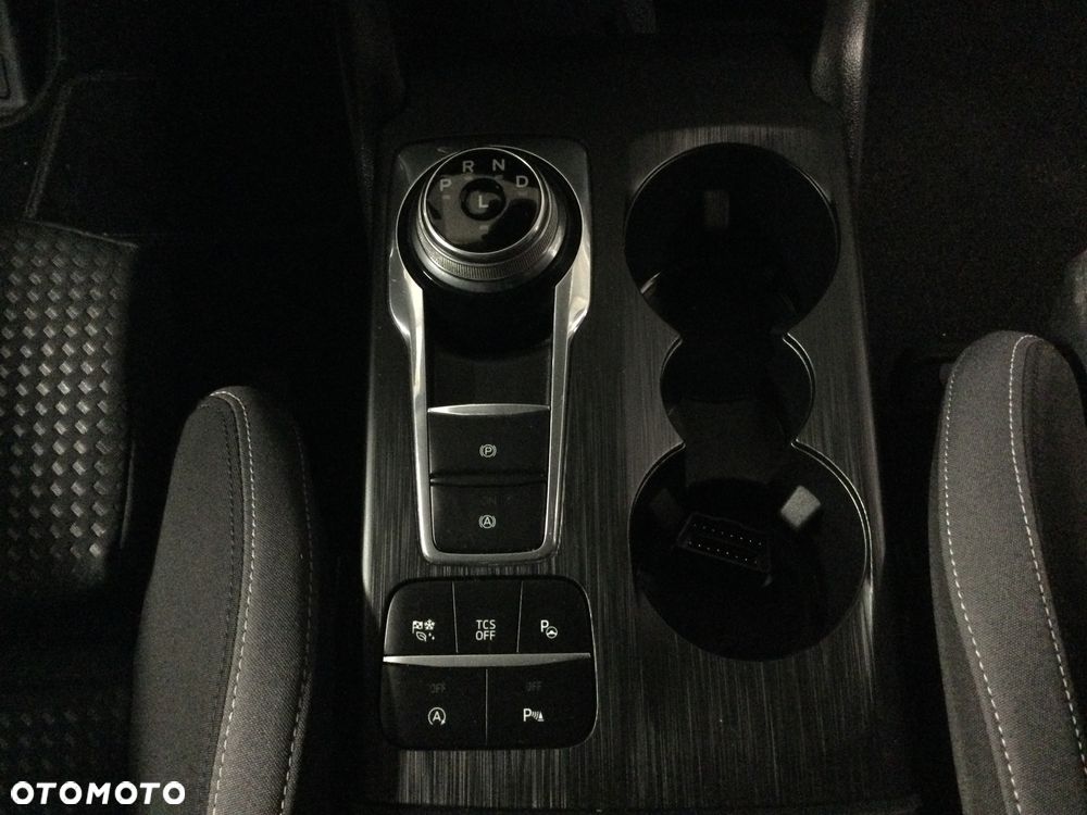 Ford Focus 1.5 EcoBlue Start-Stopp-System TITANIUM - 19