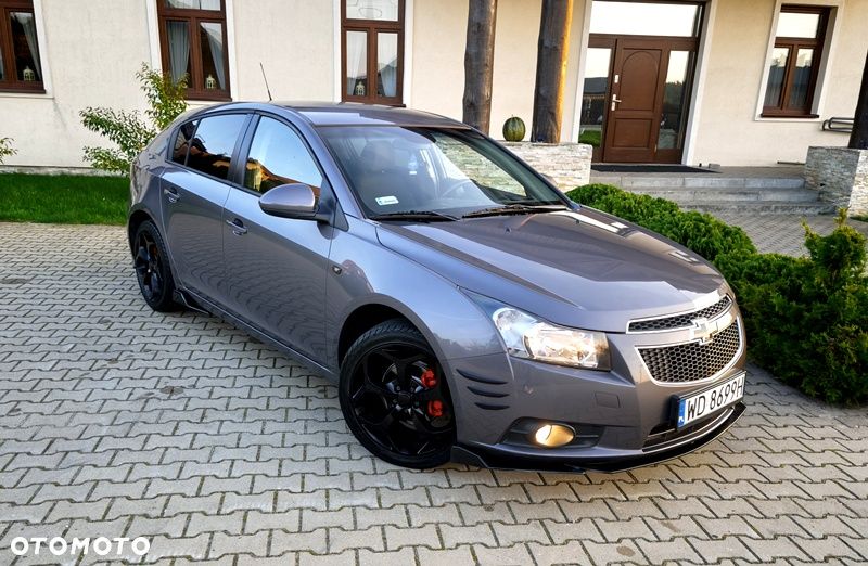 Chevrolet Cruze - 28