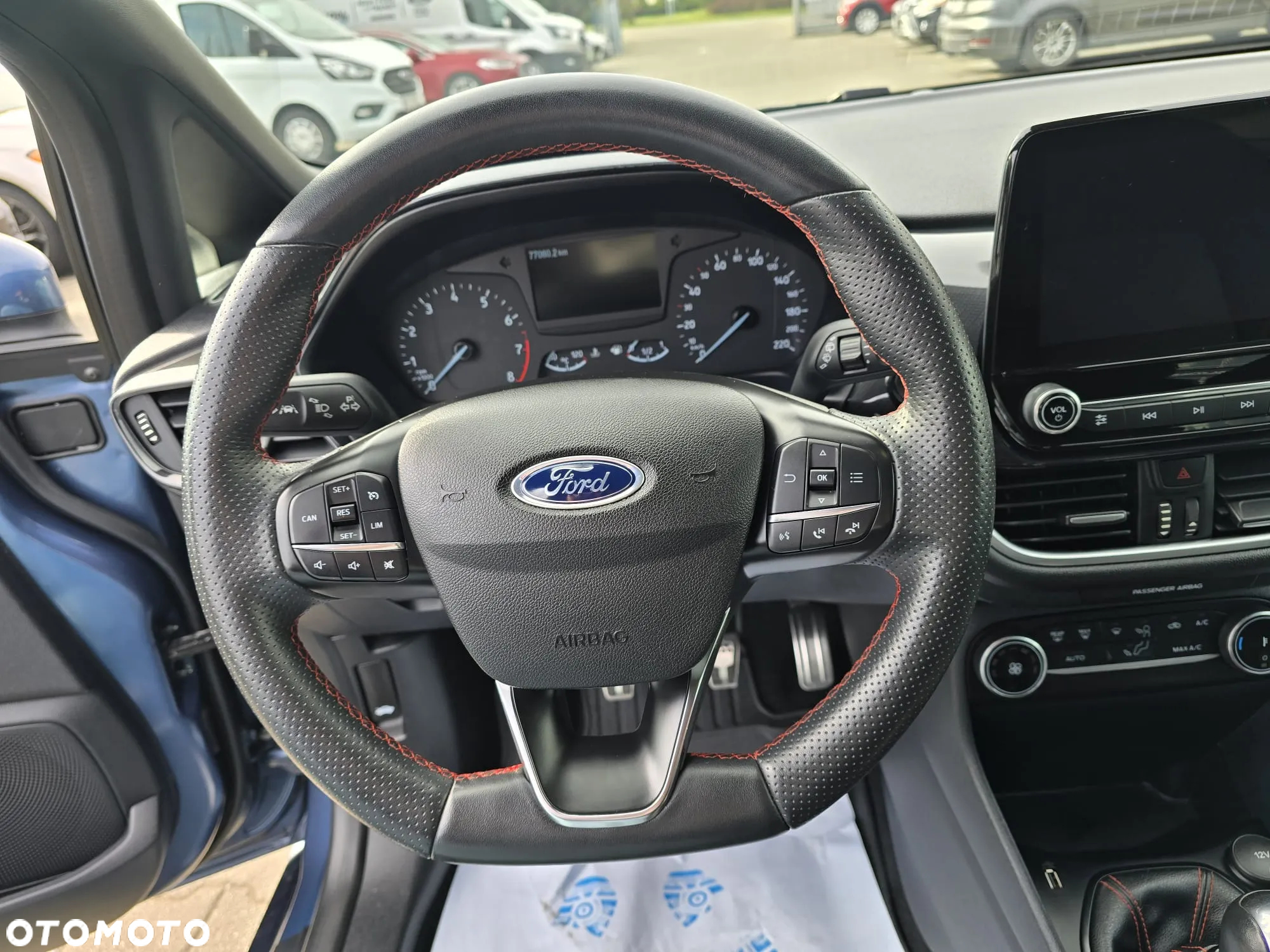 Ford Fiesta 1.0 EcoBoost S&S ST-LINE - 9