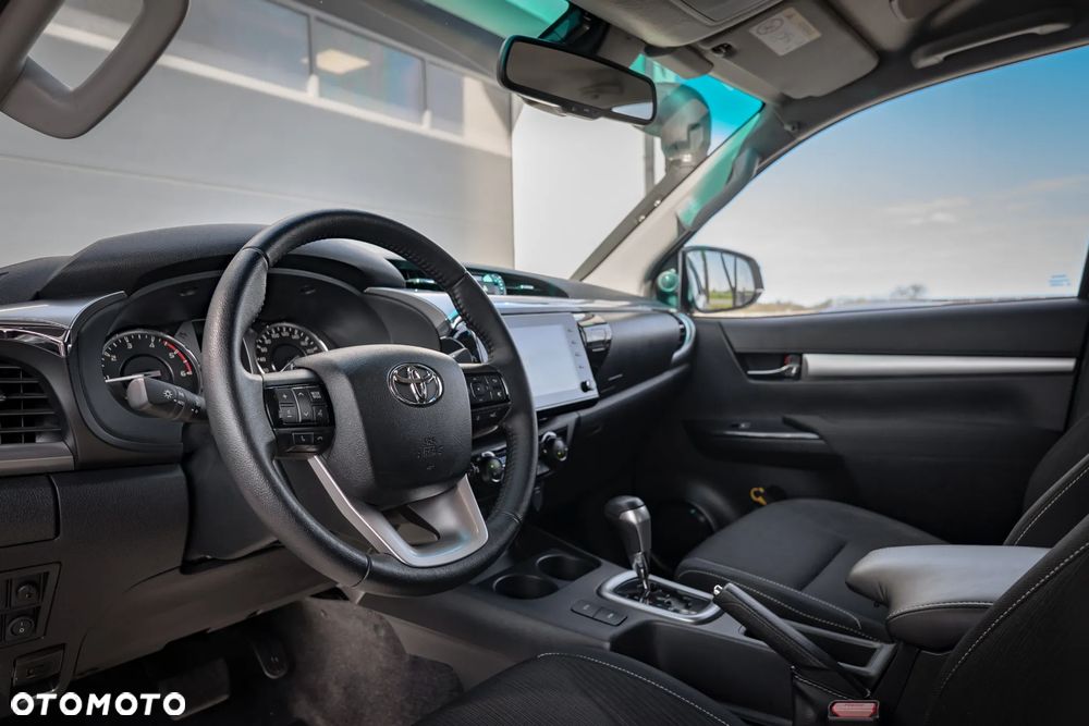 Toyota Hilux 2.8 D-4D Double Cab Invincible 4x4 - 35