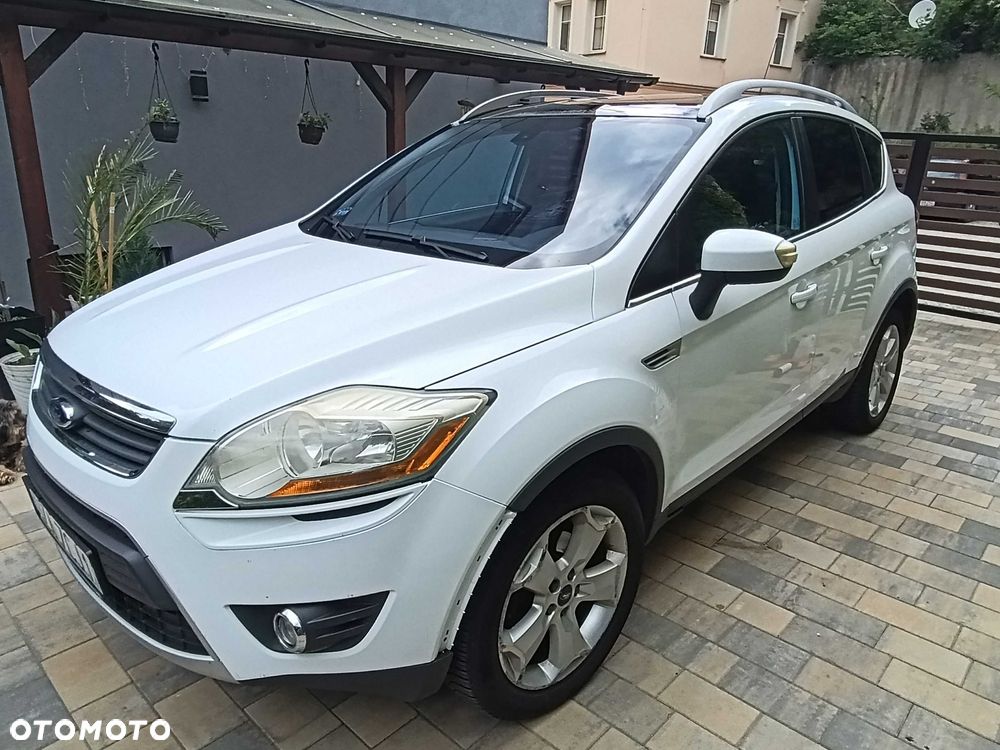 Ford Kuga - 1