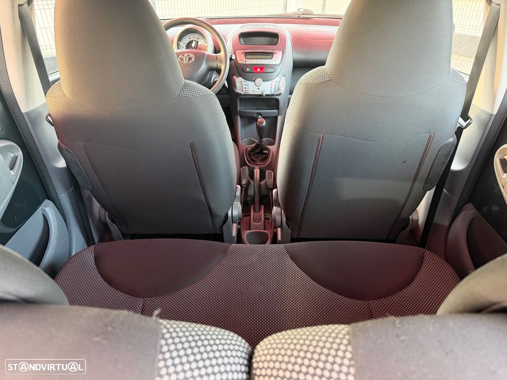 Toyota Aygo Cool - 19