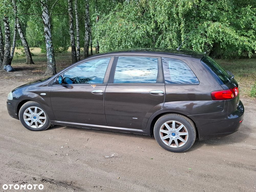 Fiat Croma 1.9 JTD Active - 6