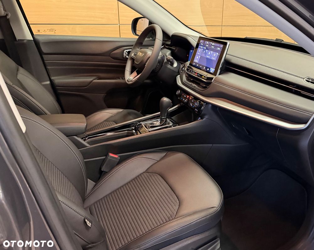 Jeep Compass - 8