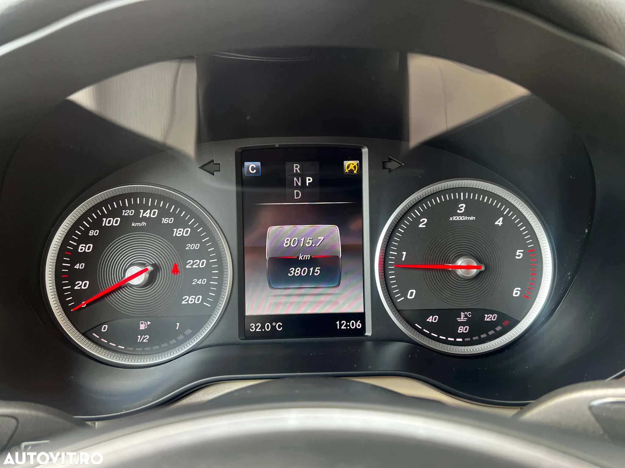 Mercedes-Benz GLC 250 d 4MATIC - 15