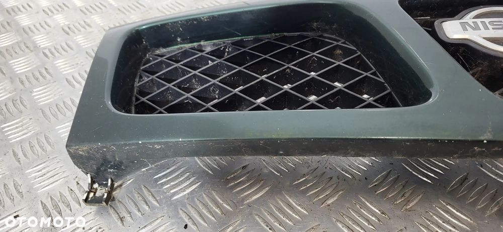 Nissan Terrano II Grill Atrapa - 7