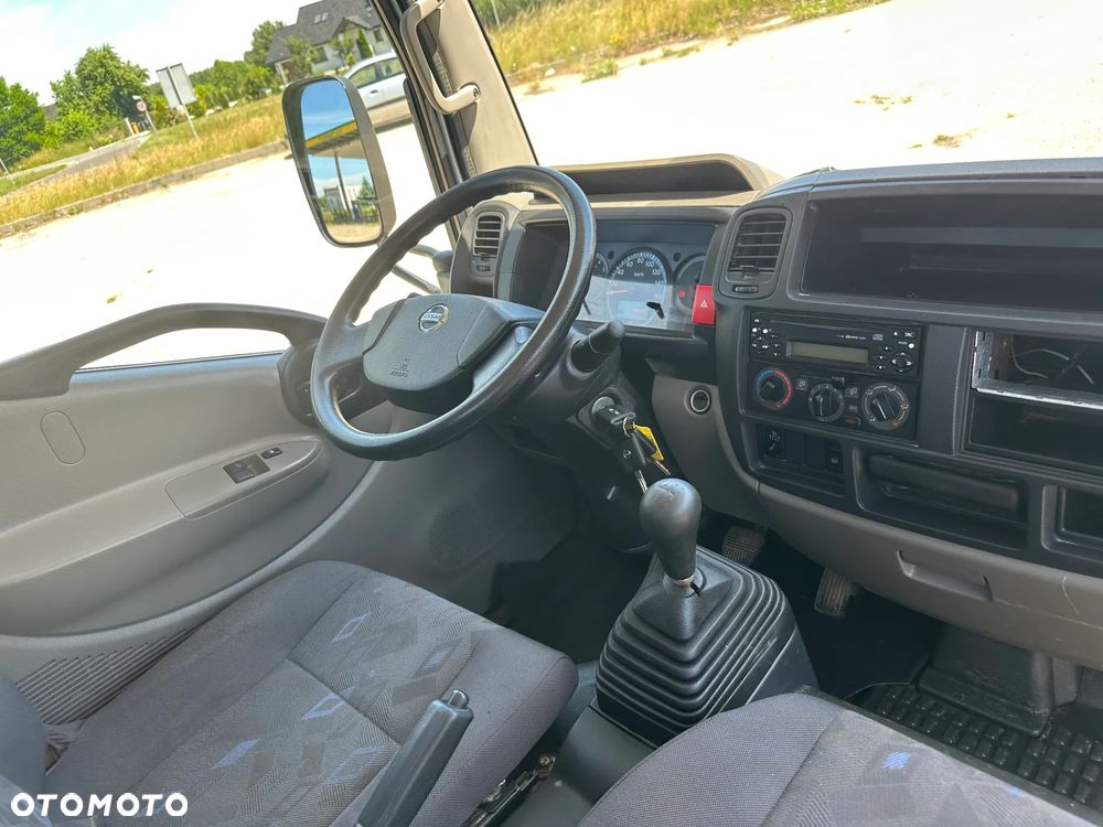 Nissan Cabstar 35.15  org. 61tys km. LAWETA  POMOC DROGOWA - 19