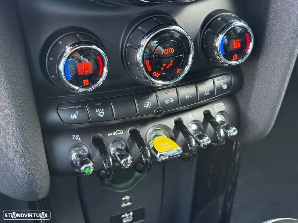MINI 3 Portas Cooper SE Premium Essential - 21