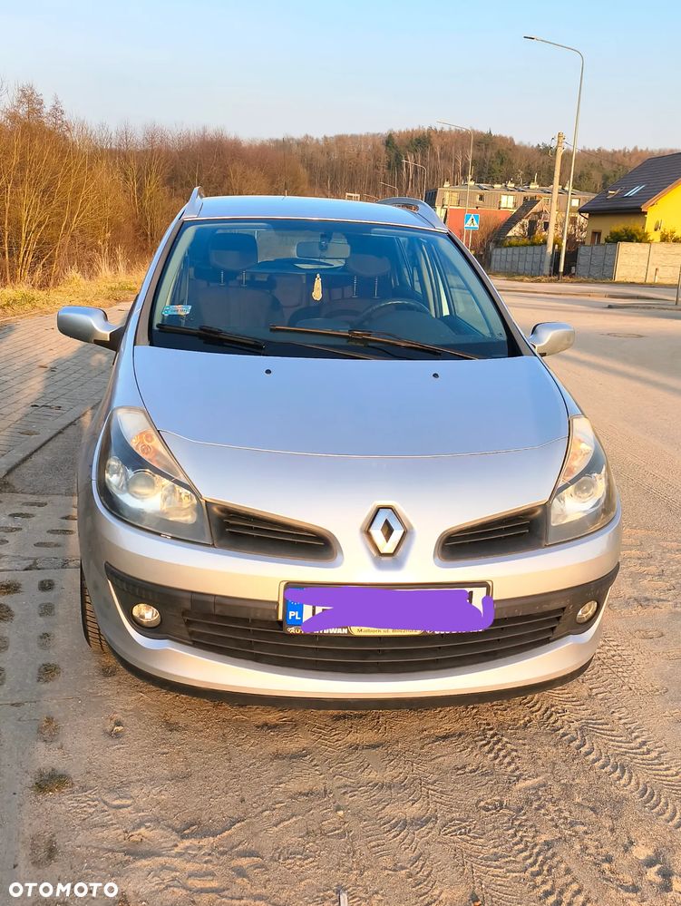 Renault Clio - 1