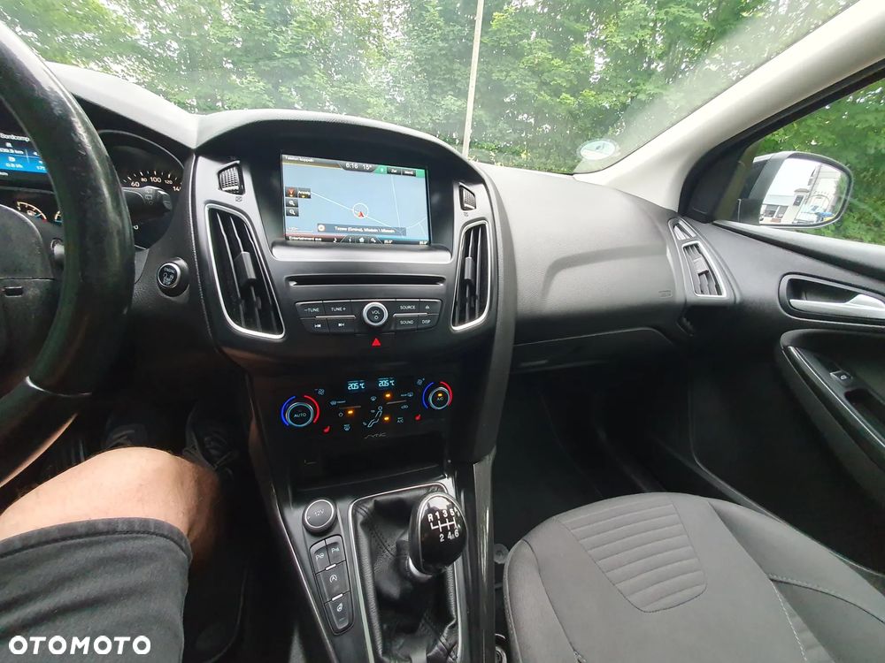 Ford Focus 1.6 TDCi DPF Start-Stopp-System Business - 17