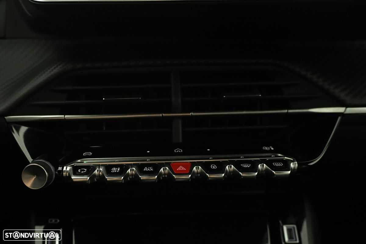 Peugeot 2008 1.2 PureTech Allure EAT8 - 13