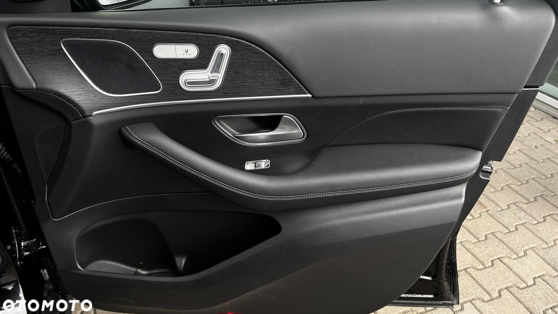 Mercedes-Benz GLE - 21