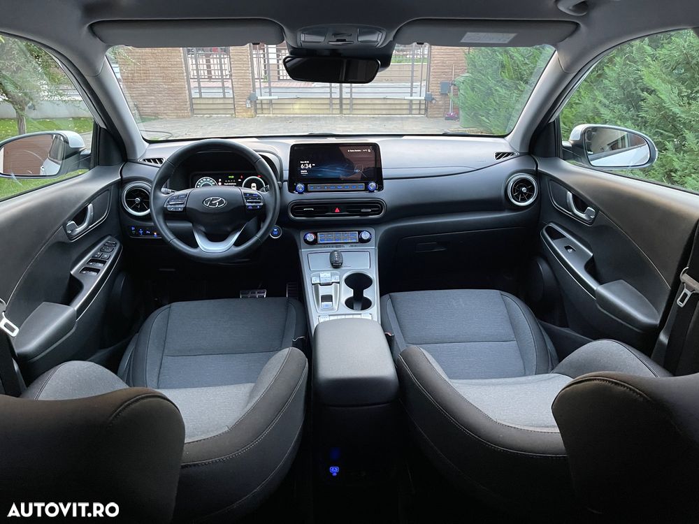 Hyundai KONA EV Advantage - 2