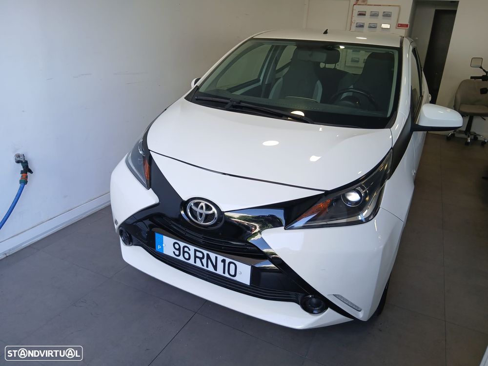 Toyota Aygo 1.0 X-Play Plus+X-Touch - 9