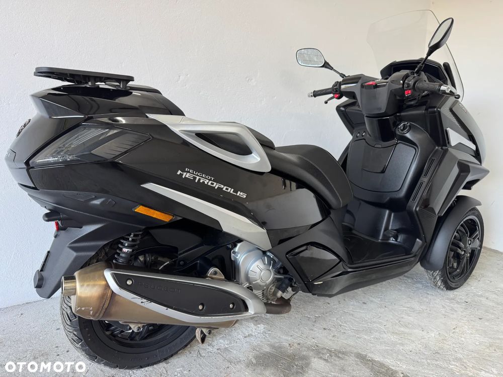 Peugeot Metropolis - 4