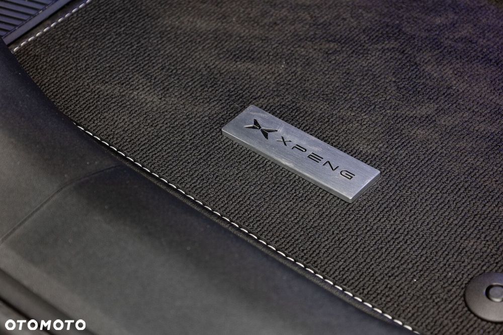 XPeng G6 - 18