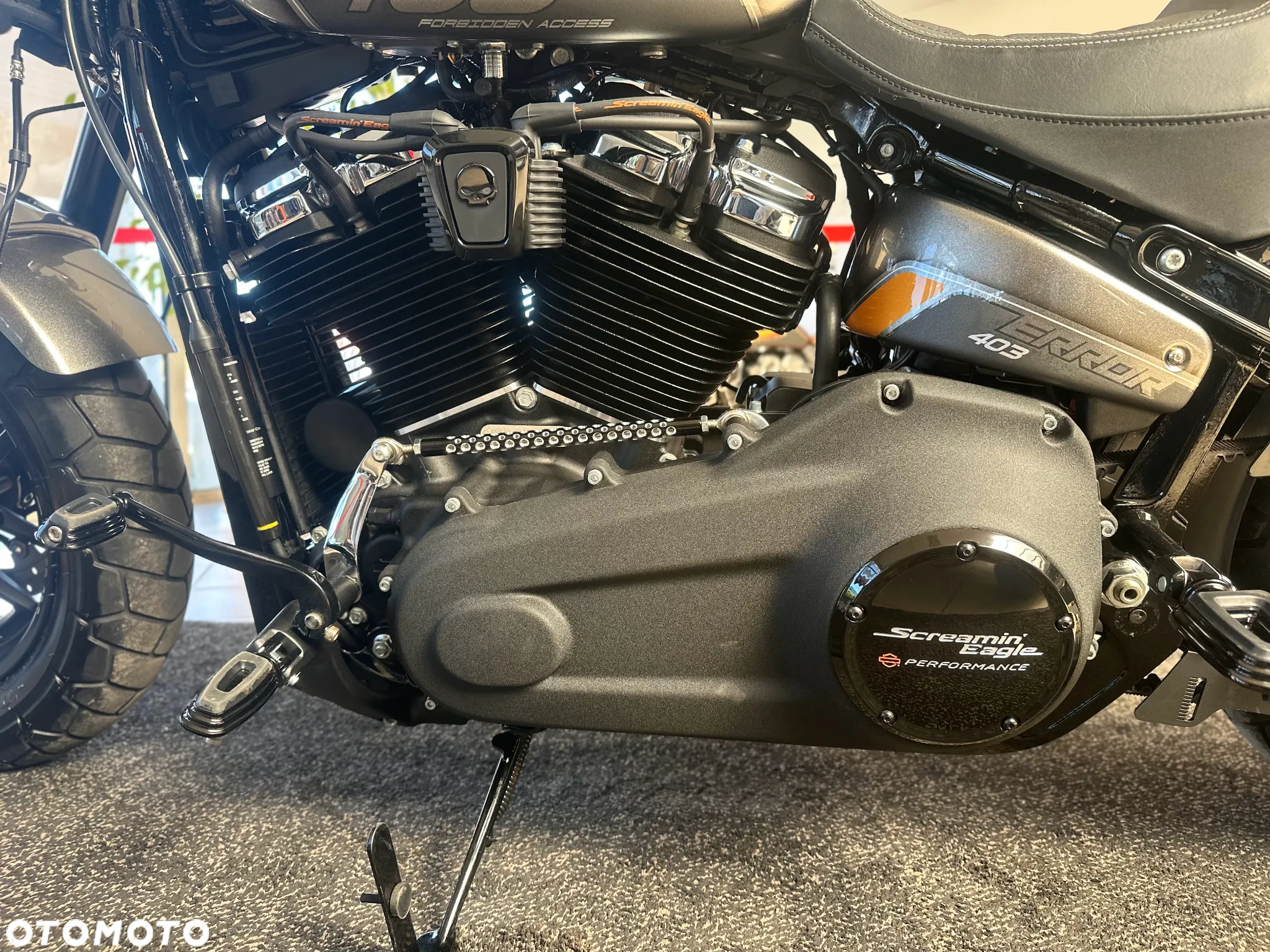 Harley-Davidson Softail Fat Bob - 27