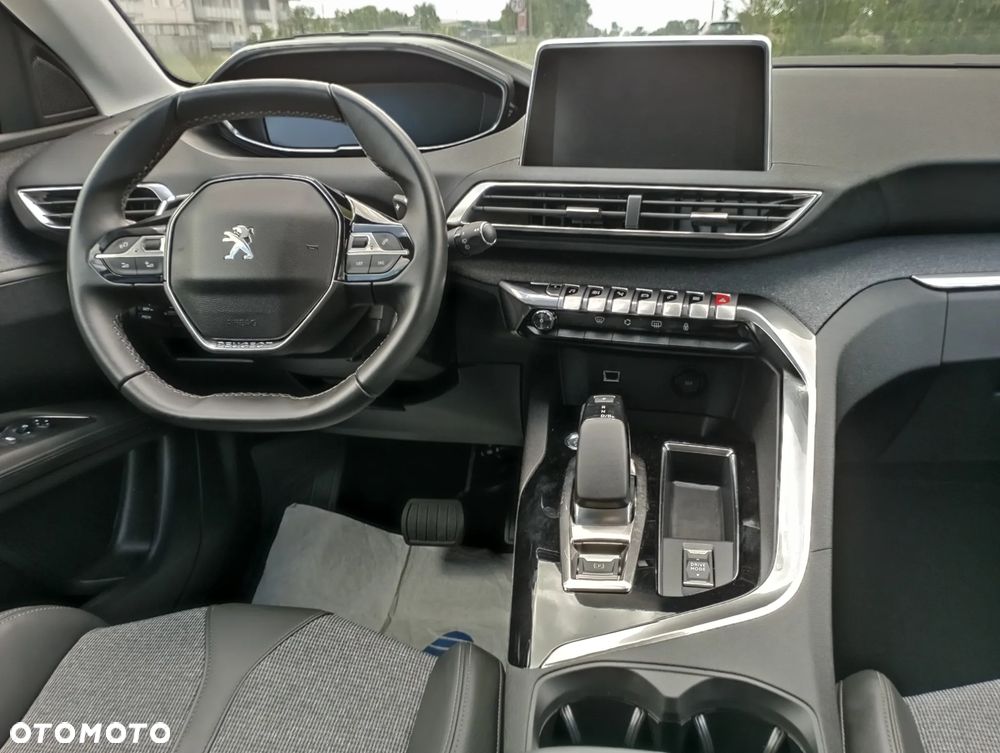 Peugeot 3008 1.6 PureTech Hybrid PHEV Active Pack S&S EAT8 - 26