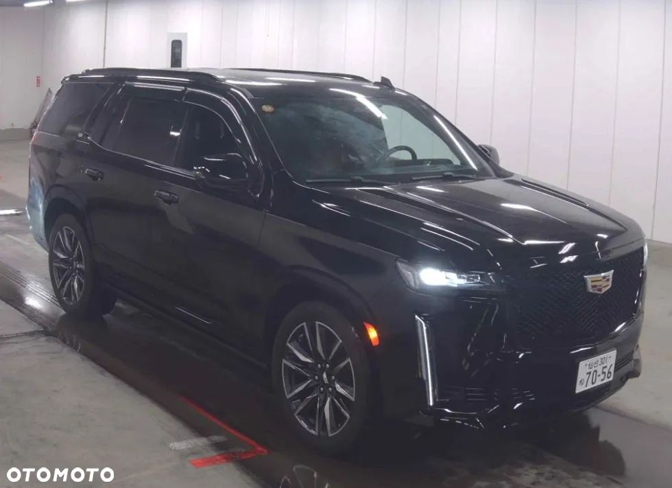 Cadillac Escalade - 20
