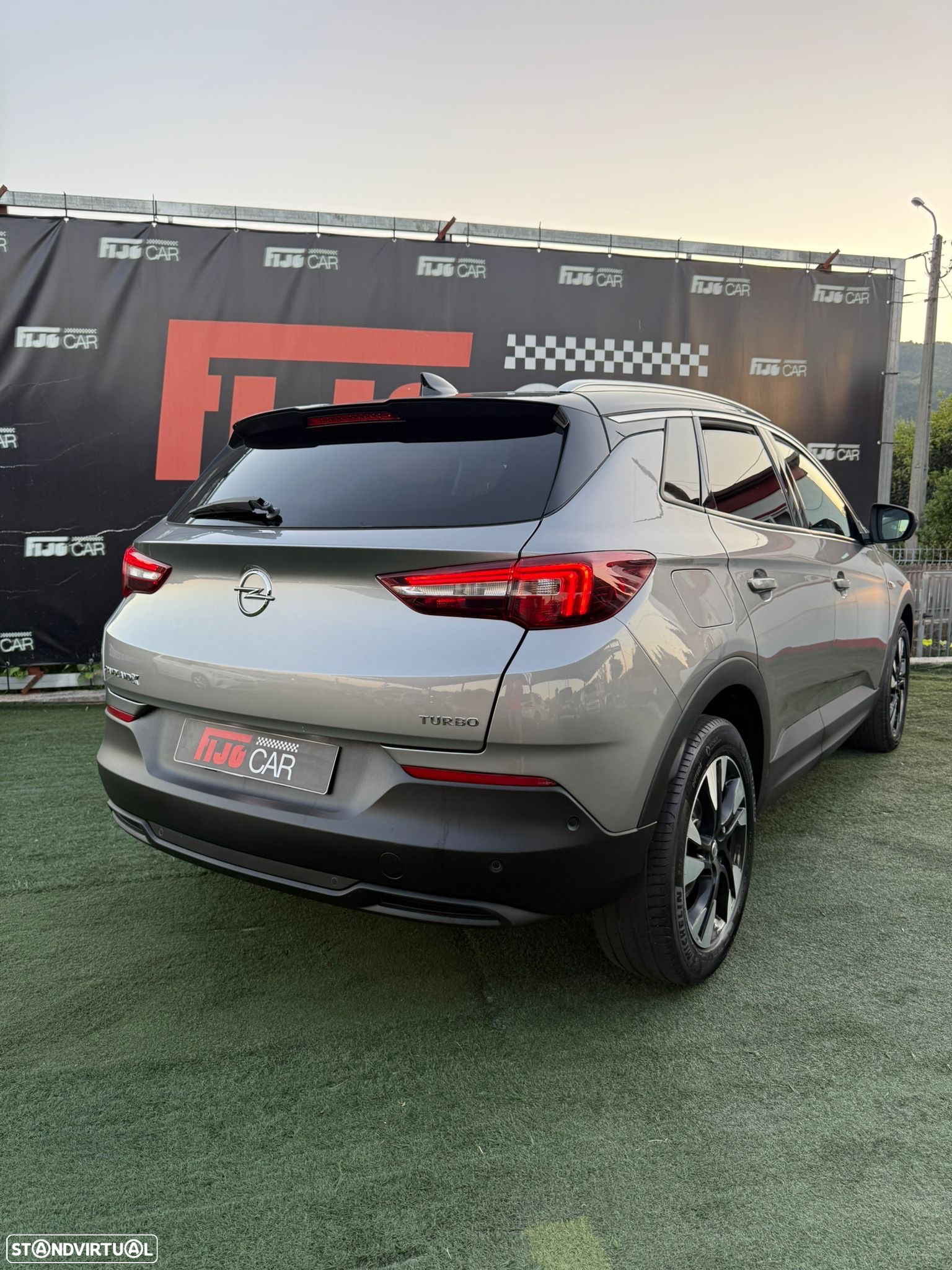 Opel Grandland X 1.2 S&S Auto Business INNOVATION - 4