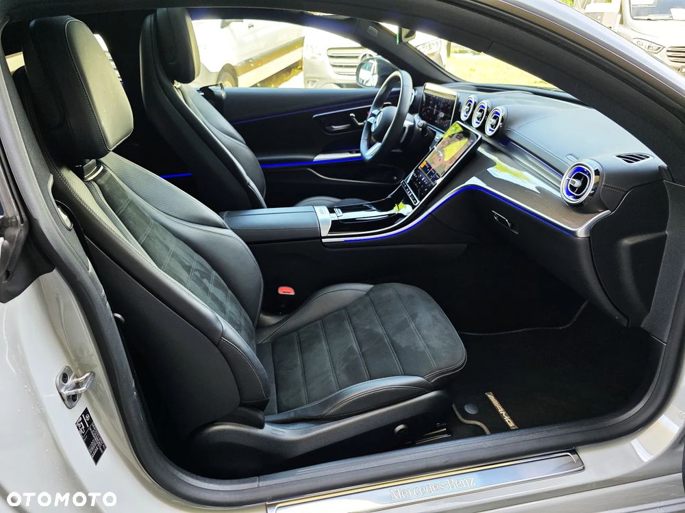 Mercedes-Benz CLE 300 mHEV 4-Matic AMG Line - 17