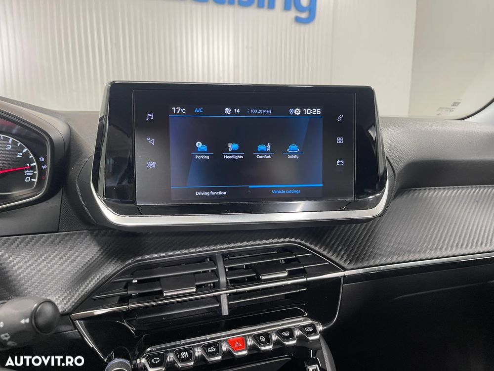 Peugeot 2008 BlueHDi 130 EAT8 Active - 16