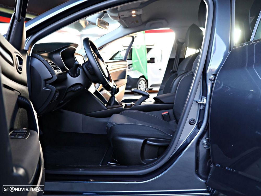 Renault Mégane Sport Tourer 1.5 Blue dCi Equilibre - 28