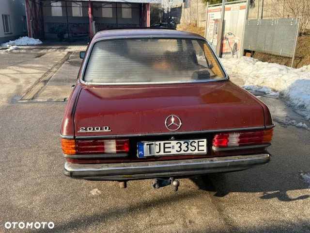 Mercedes-Benz W123 - 4