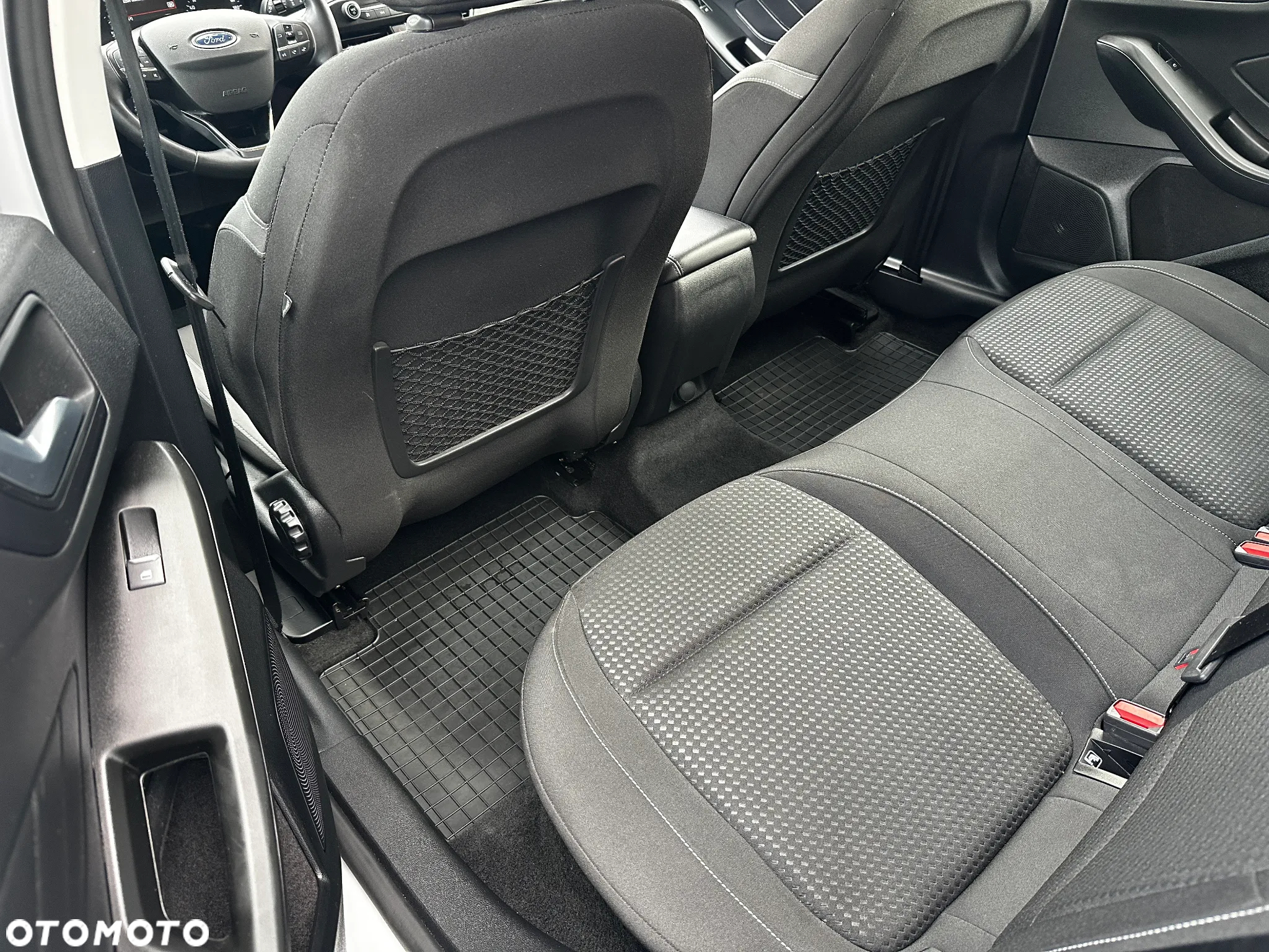 Ford Focus 1.5 EcoBlue Connected - 21